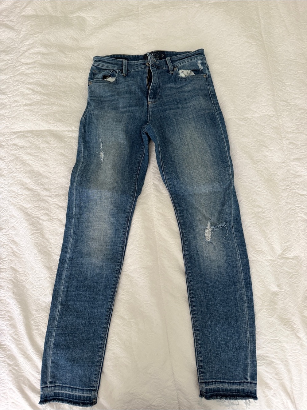 Lucky Brand Women's Skinny Distressed Blue Jeans